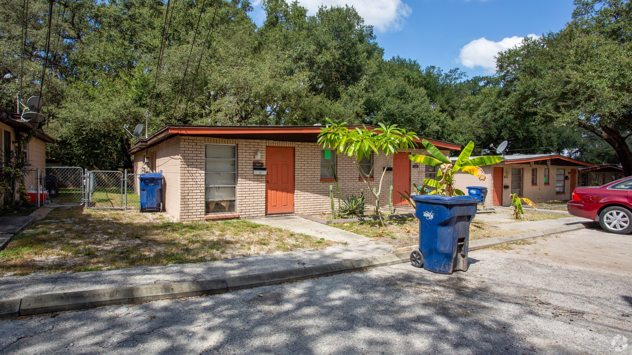 8722 N 48th St, Tampa, FL à vendre Photo principale– Image 1 sur 34