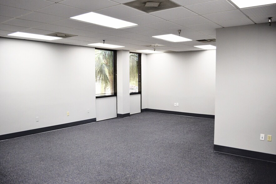 280 W Canton Ave, Winter Park, FL à louer - Photo intérieure – Image 3 sur 22