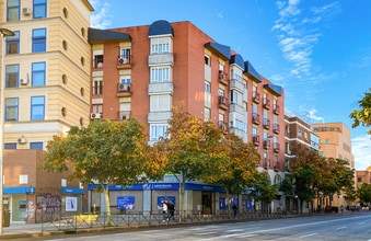 Local commercial dans Madrid, Madrid à louer Plan d’étage– Image 1 sur 1