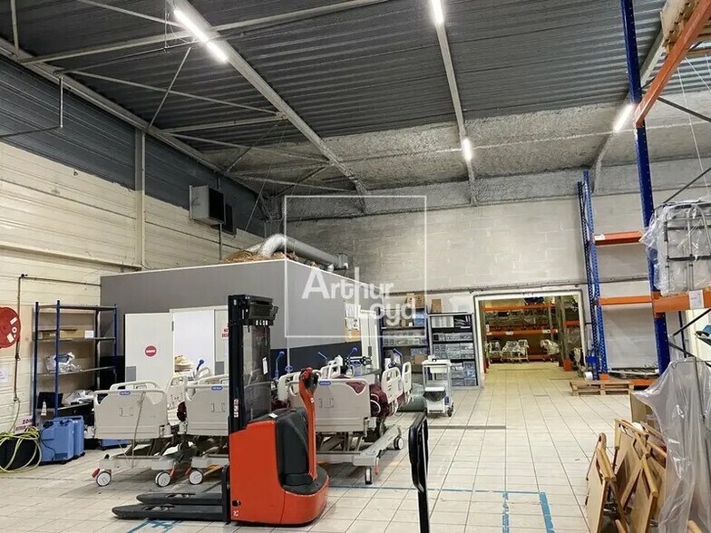 Local commercial dans Villabé à louer - Photo intérieure – Image 3 sur 3