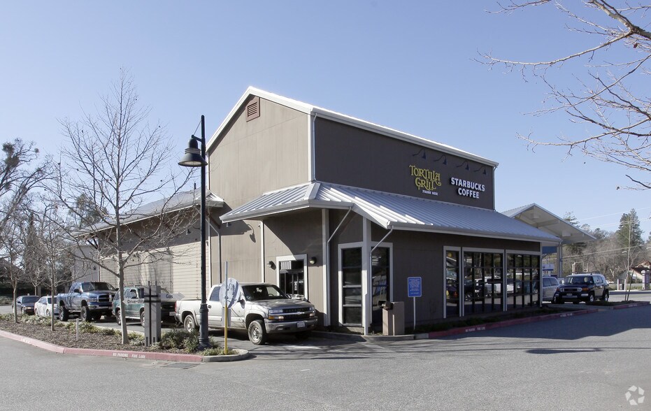 10005-10007 Combie Rd, Auburn, CA à vendre - Photo principale – Image 1 sur 5