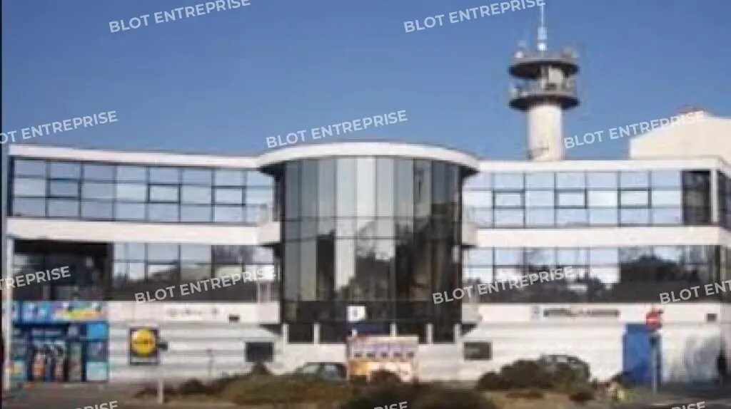 Bureau dans Brest à louer Photo principale– Image 1 sur 12