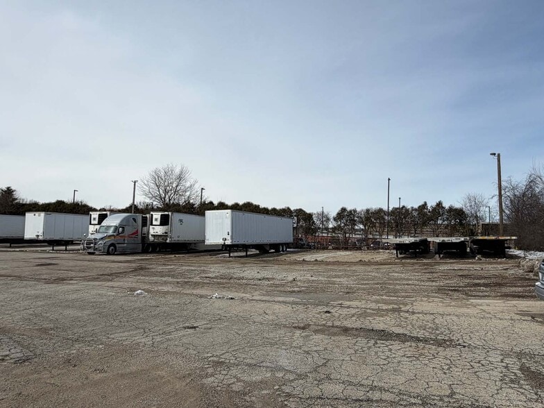 929 Childs St, Wheaton, IL à louer - Autre – Image 2 sur 5