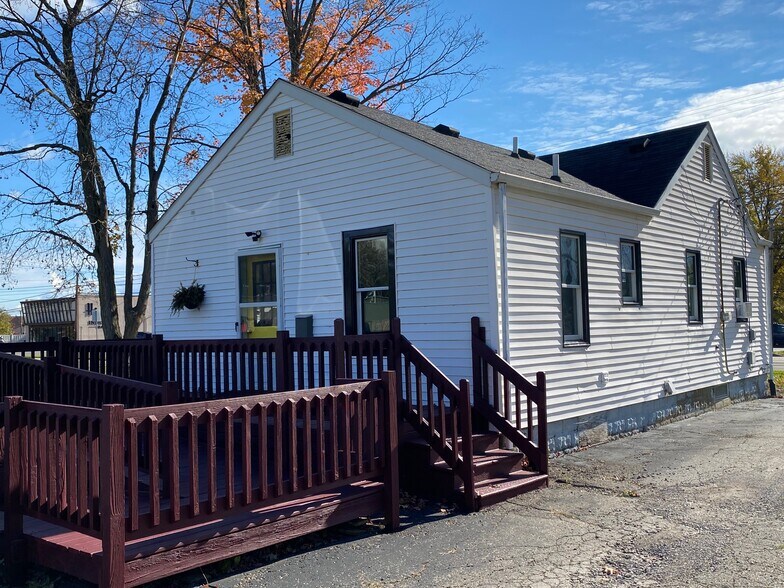 410 W Flint St, Davison, MI à vendre - Photo de l’immeuble – Image 3 sur 3