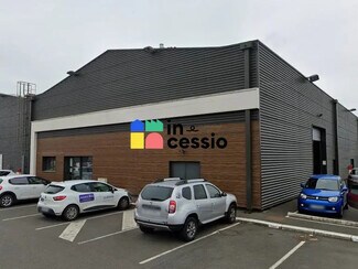 Plus de détails pour Local d'activités à louer