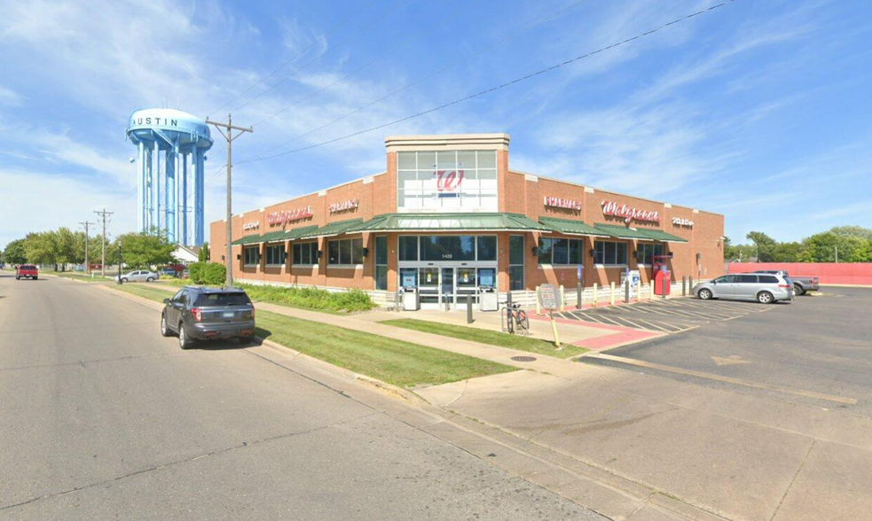 1420 W Oakland Ave, Austin, MN à vendre - Photo principale – Image 1 sur 1