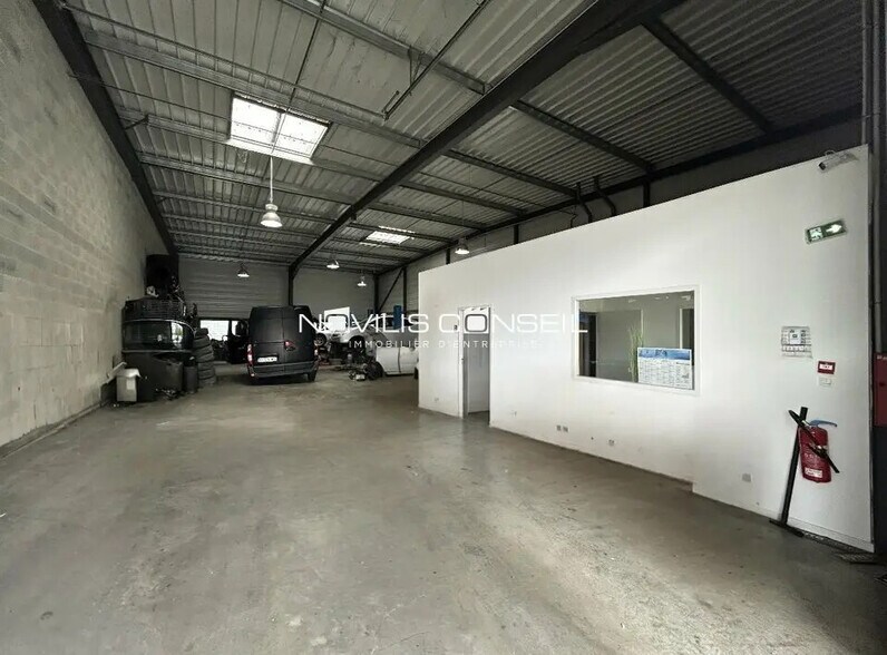 Local d’activités dans Escalquens à louer - Photo intérieure – Image 3 sur 4