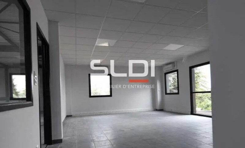 Local d'activités dans Villefranche-sur-Saône à vendre - Photo de l’immeuble – Image 3 sur 3