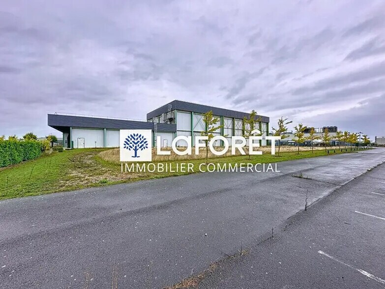 Industriel/Logistique dans Villeneuve-sur-Aisne à vendre - Photo de l’immeuble – Image 1 sur 10