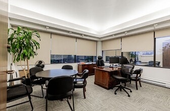 2851 John St, Markham, ON à louer Photo intérieure– Image 1 sur 5