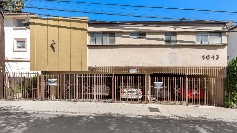 4043 Don Tomaso Dr, Crenshaw, CA à vendre - Photo de l’immeuble – Image 3 sur 16