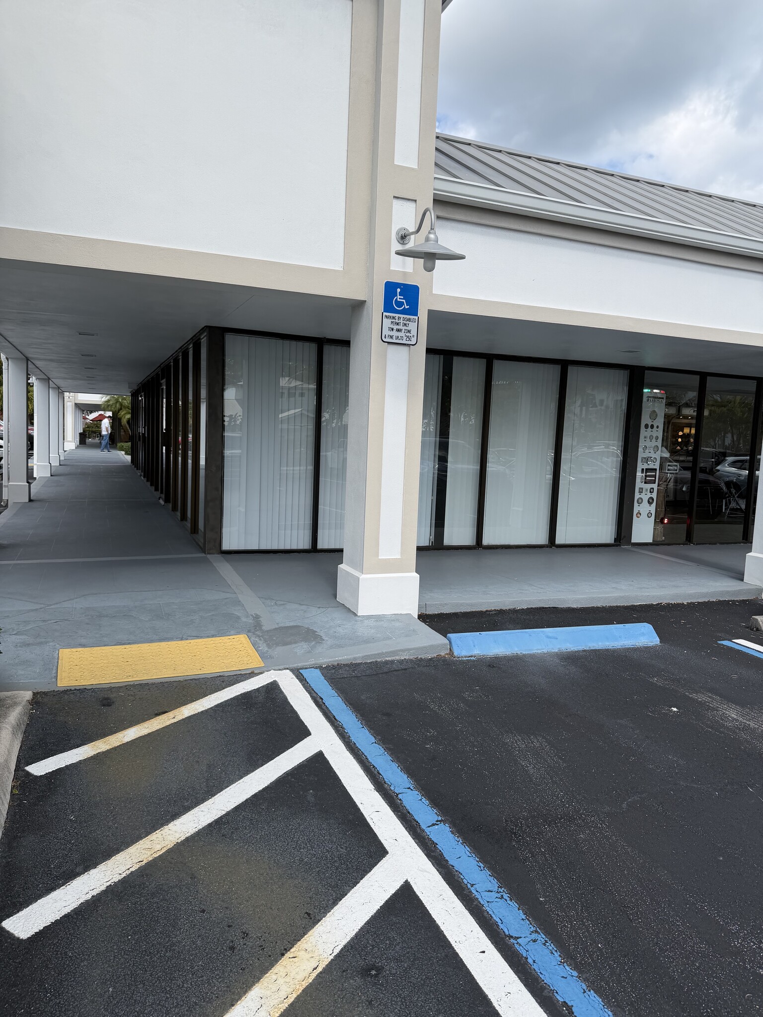 420 Federal Hwy, North Palm Beach, FL à louer Photo de l’immeuble– Image 1 sur 4