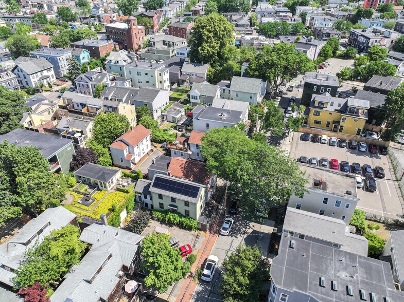 119 - 127 Amory portefeuille de 3 biens à vendre sur LoopNet.fr - Photo de l’immeuble – Image 3 sur 5