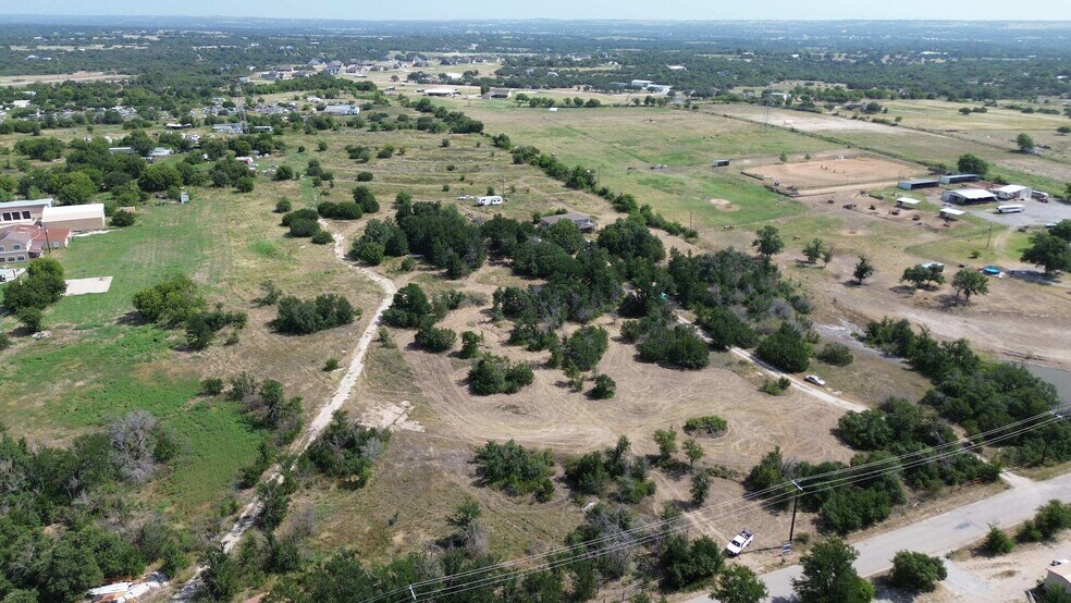 601 Green Branch Rd, Weatherford, TX à vendre - Photo de l’immeuble – Image 2 sur 5
