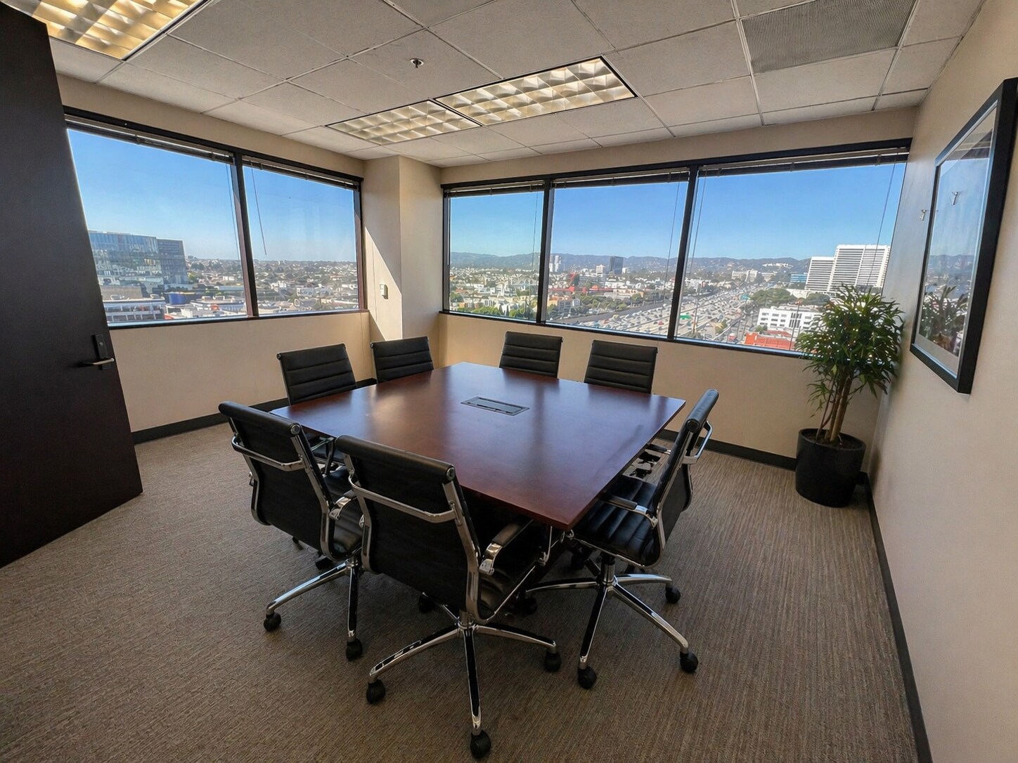 11150 W Olympic Blvd, Los Angeles, CA à louer Photo de l’immeuble– Image 1 sur 7