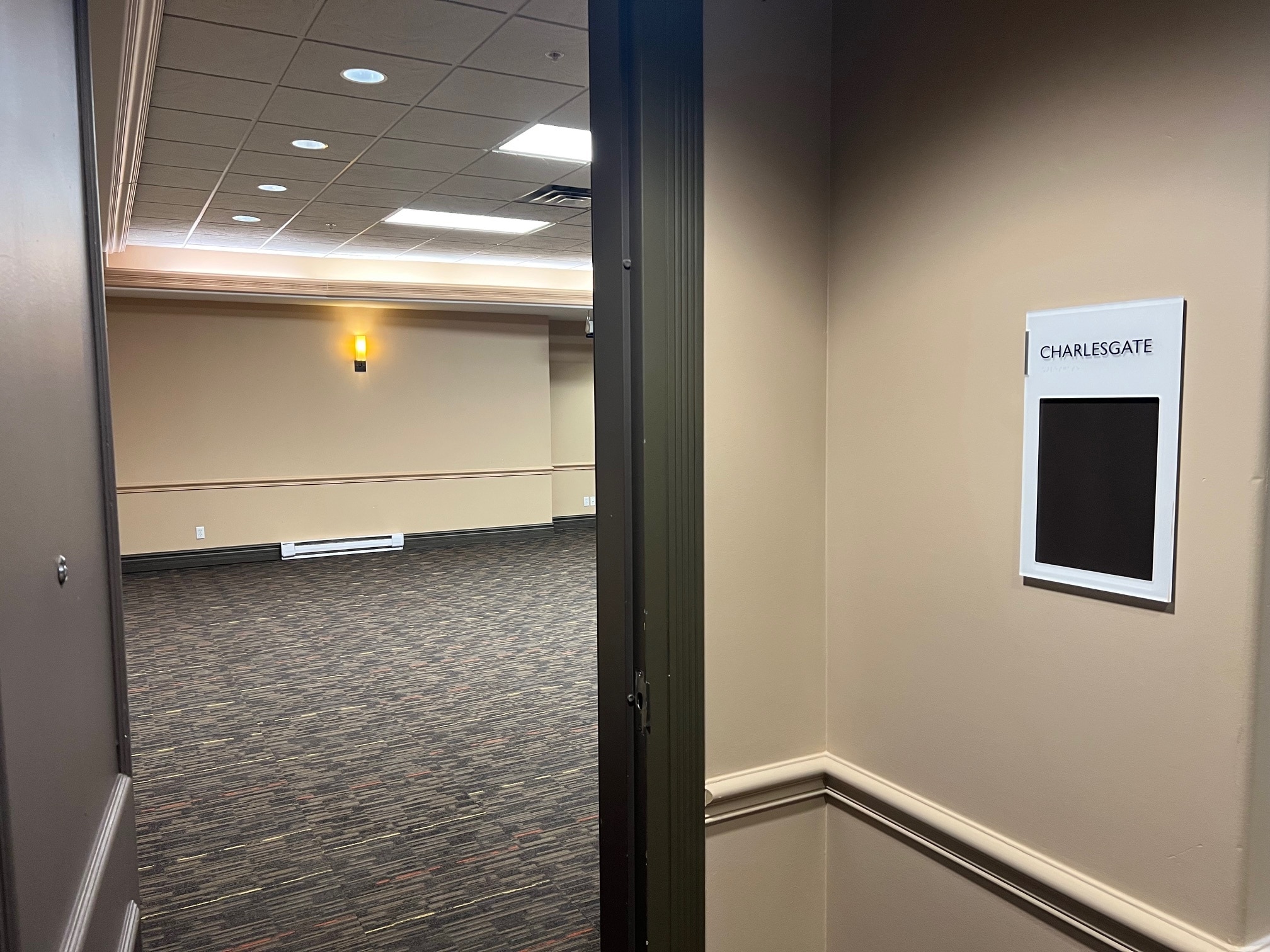 435 Gregoire Dr, Fort McMurray, AB à louer Photo intérieure– Image 1 sur 4