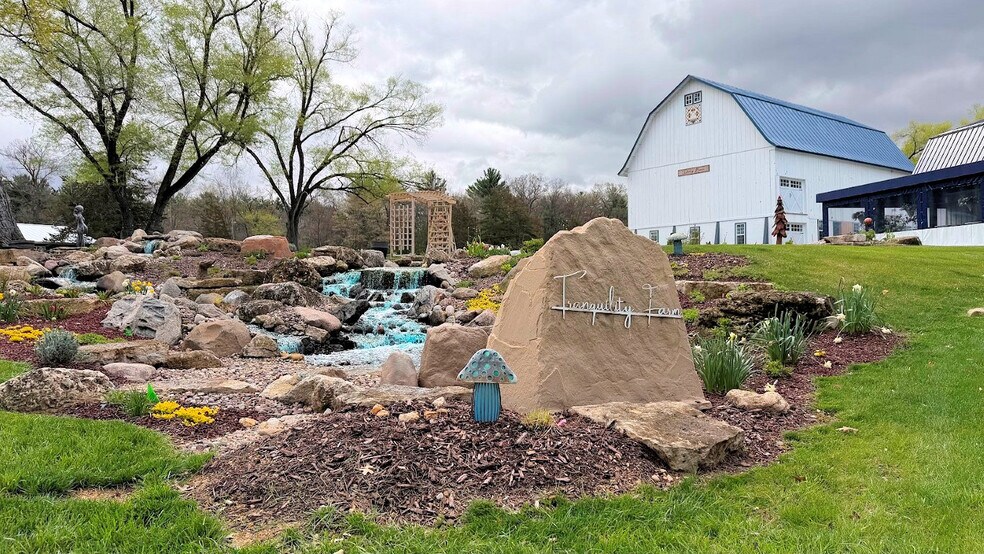 3884 S Gillette Dr, Wisconsin Dells, WI à vendre - Photo de l’immeuble – Image 2 sur 123