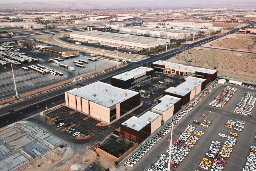 5160 W Sunset Rd, Las Vegas, NV à vendre - Photo de l’immeuble – Image 2 sur 2