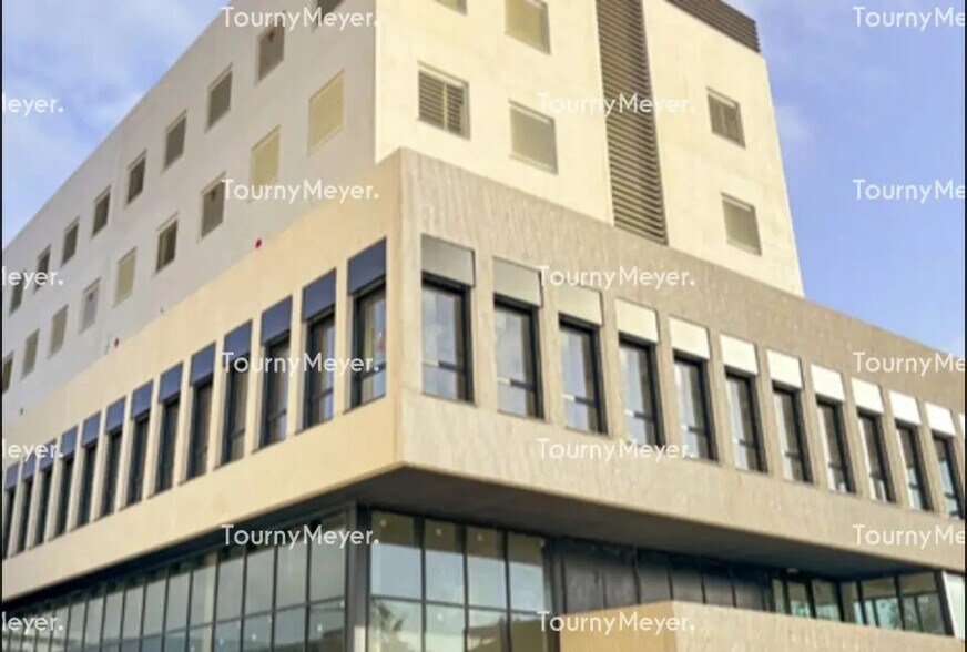120 Rue Isabelle Eberhardt, Montpellier à louer - Photo de l’immeuble – Image 1 sur 1