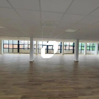 Plus de détails pour Bureau, Local d'activités à louer