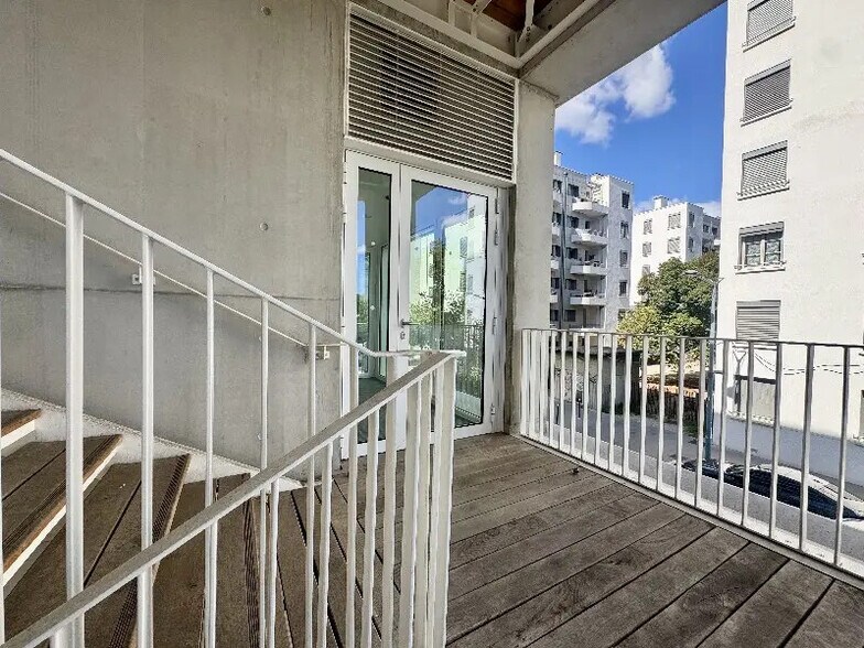 Bureau dans Lyon à vendre - Photo de l’immeuble – Image 2 sur 14