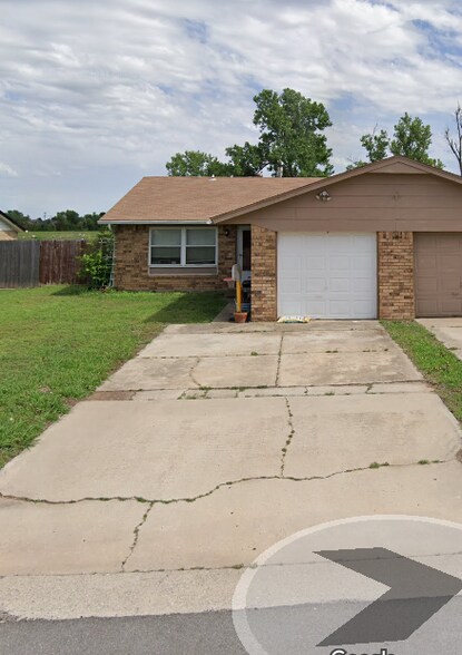 7702 NW 113th Pl, Oklahoma City, OK à vendre - Photo principale – Image 1 sur 1