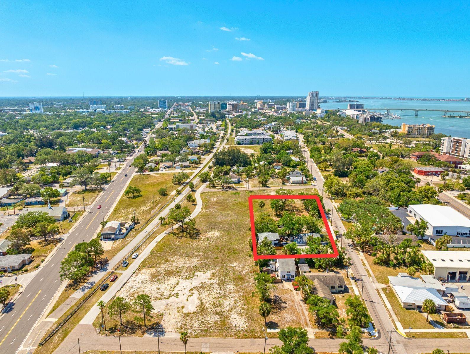 1101 N Garden Ave, Clearwater, FL à vendre Photo principale– Image 1 sur 32