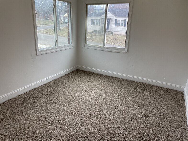 15 W Maplewood Ave, Dayton, OH à vendre - Photo de l’immeuble – Image 3 sur 16