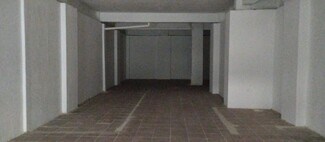 Plus de détails pour Local commercial à vendre