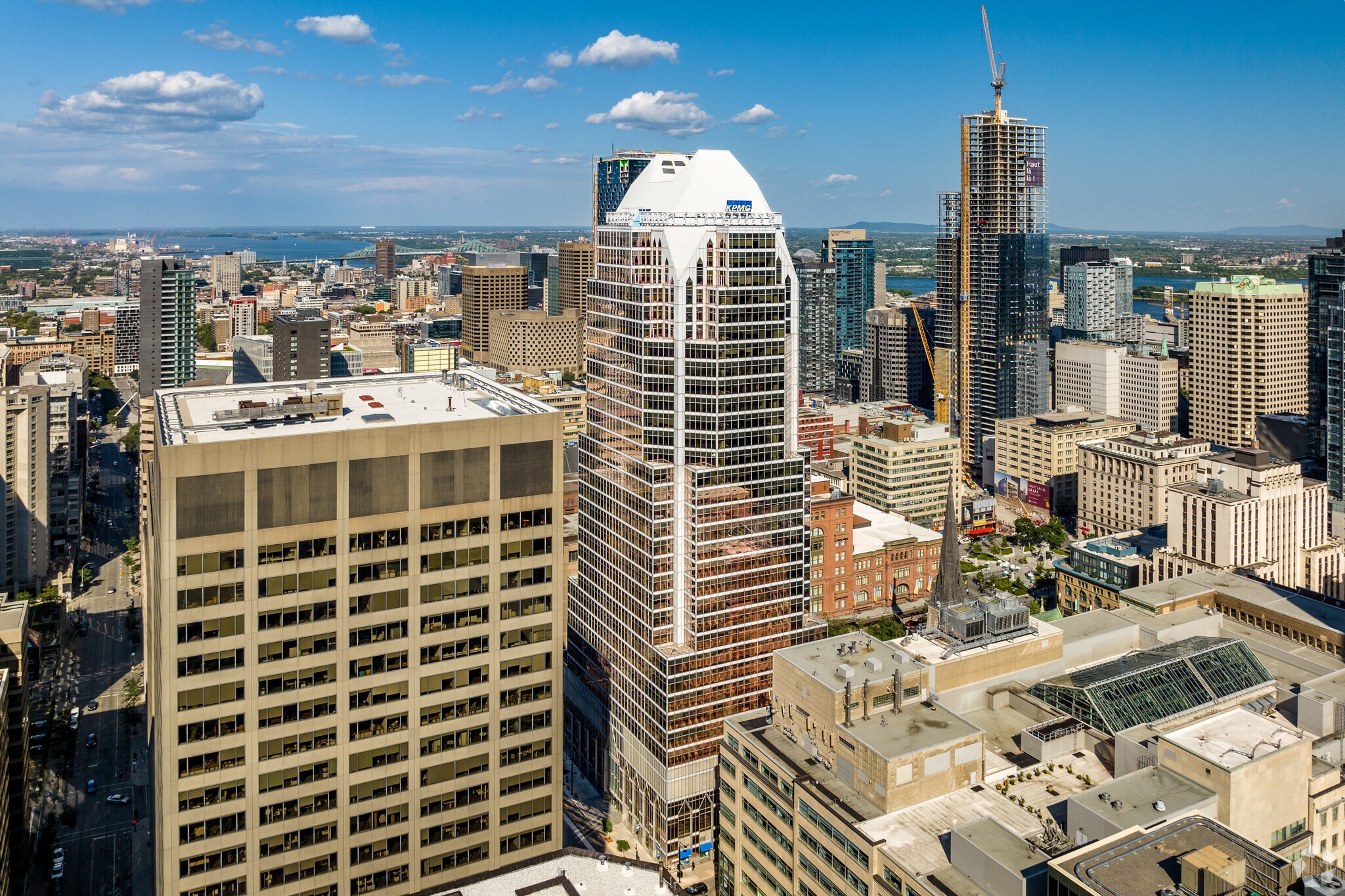 600 Boul De Maisonneuve O, Montréal, QC à louer Photo principale– Image 1 sur 9