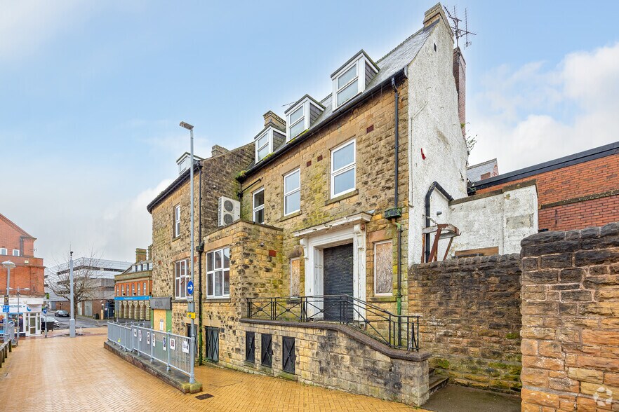 Market Pl, Sutton In Ashfield à vendre - Photo de l’immeuble – Image 2 sur 2