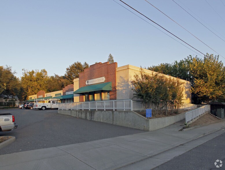 3805 Taylor Rd, Loomis, CA à louer - Photo de l’immeuble – Image 2 sur 9