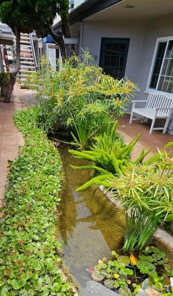 7730-7742 Herschel Ave, La Jolla, CA à louer - Photo de l’immeuble – Image 2 sur 13