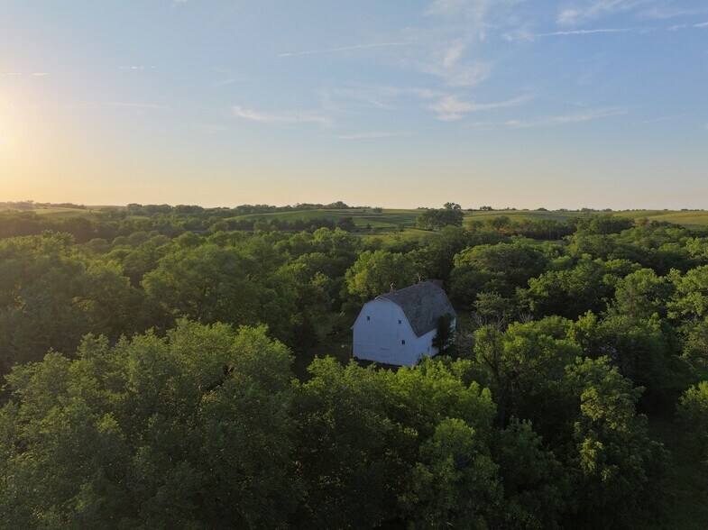 12841 Wittstruck Road, Crete, NE à vendre - Photo de l’immeuble – Image 3 sur 17