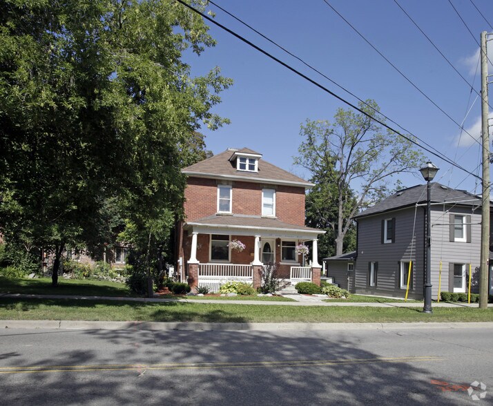 69 King St W, Caledon, ON à vendre - Photo de l’immeuble – Image 2 sur 2