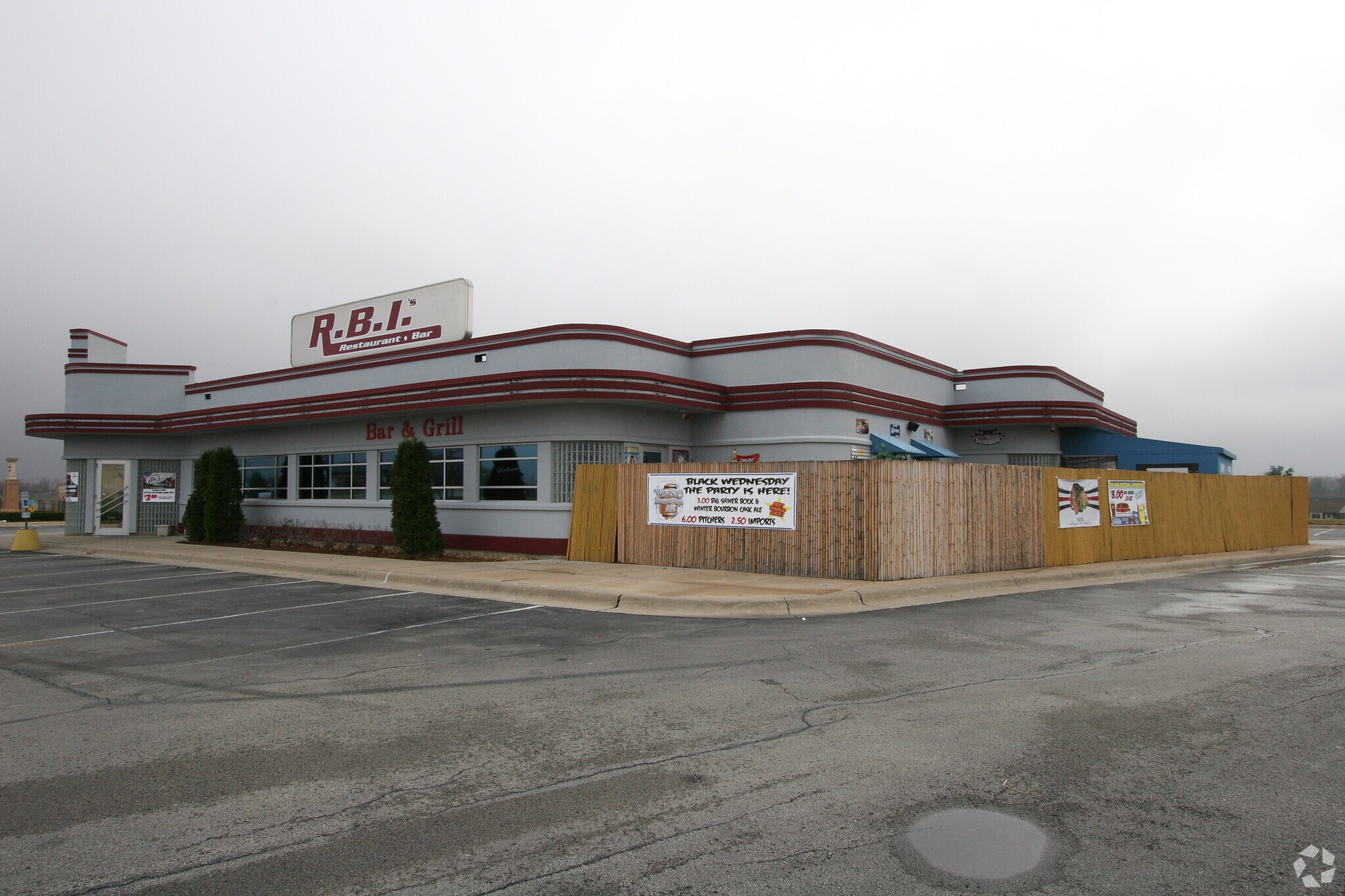 3870 N Perryville Rd, Rockford, IL à louer Photo principale– Image 1 sur 4