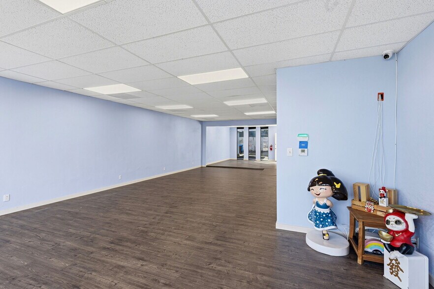 869 Woodside Way, San Mateo, CA à louer - Photo de l’immeuble – Image 3 sur 38