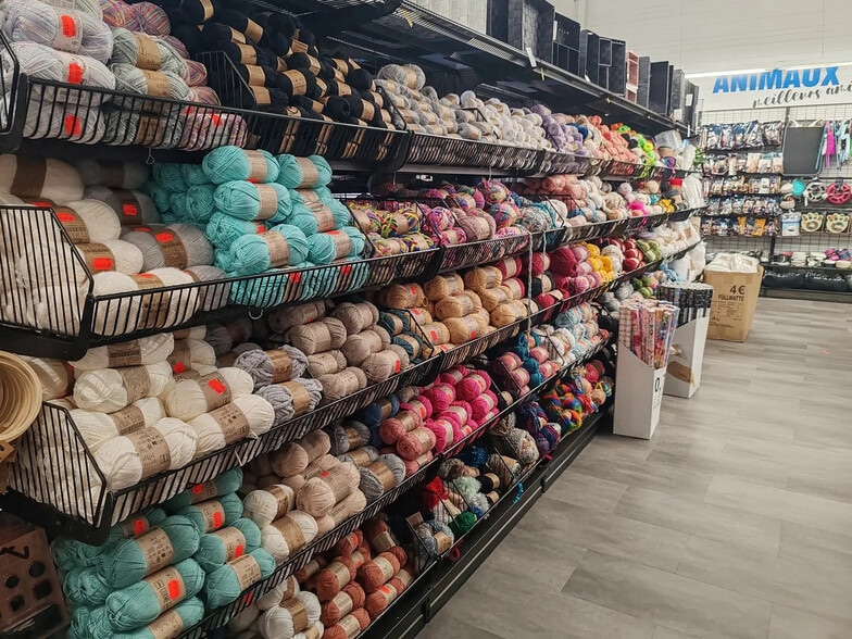 Local commercial dans Saint-Thuriau à louer - Photo intérieure – Image 2 sur 2