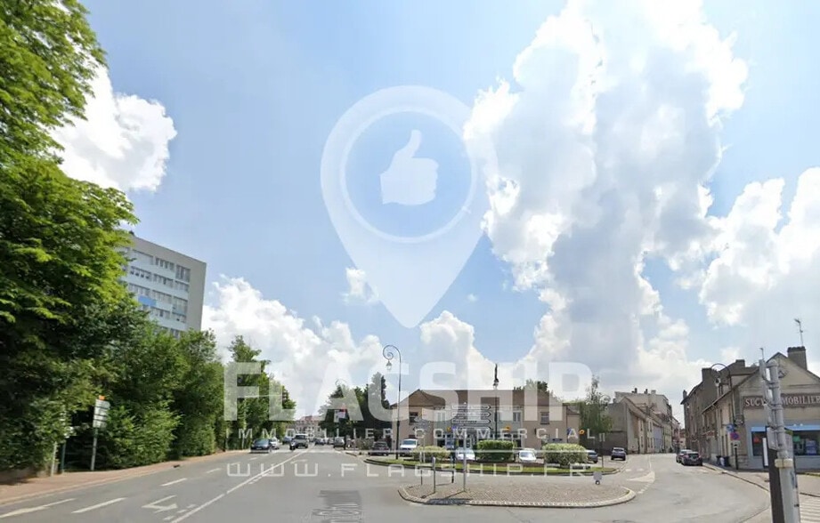 Local commercial dans Sucy-en-Brie à louer - Photo de l’immeuble – Image 3 sur 4