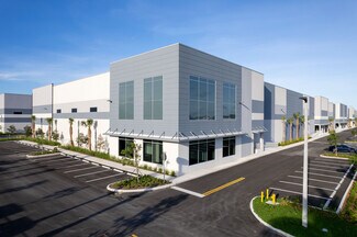 Plus de détails pour 8593 NW 96th St, Medley, FL - Industriel/Logistique à louer