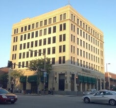 100 N Brand Blvd, Glendale, CA à louer Photo intérieure– Image 2 sur 3