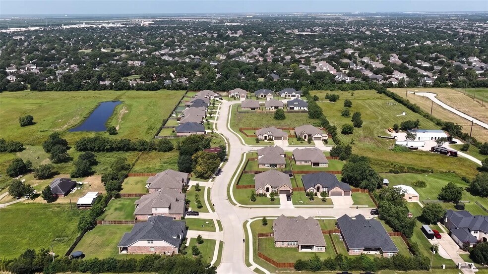 15925 Merle Rd, Cypress, TX à vendre - Photo de l’immeuble – Image 2 sur 18