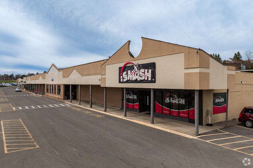 2102-2214 W Genesee St, Syracuse, NY à louer - Photo de l’immeuble – Image 2 sur 5