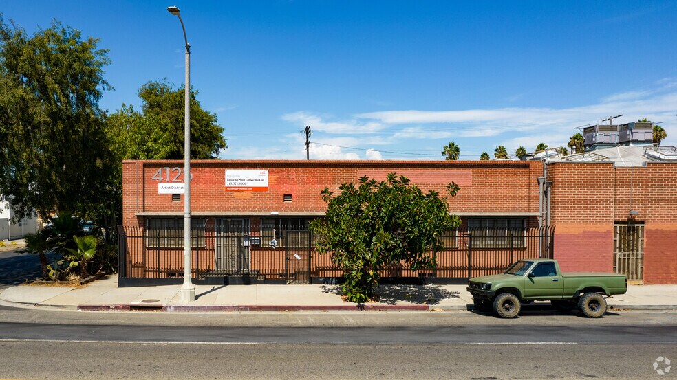 4125 W Jefferson Blvd, Los Angeles, CA à louer - Photo de l’immeuble – Image 3 sur 8
