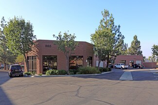 Plus de détails pour 550 Industrial Way, Fallbrook, CA - Industriel/Logistique à louer
