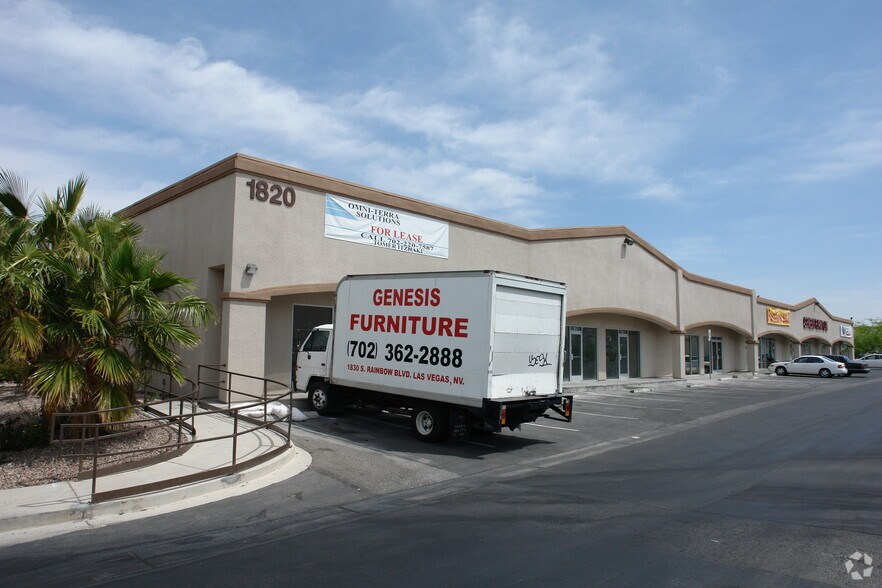 1820-1830 S Rainbow Blvd, Las Vegas, NV à louer - Photo principale – Image 1 sur 23
