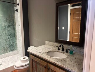 Plus de détails pour 14B E Candler st, Winder, GA - Bureau à louer