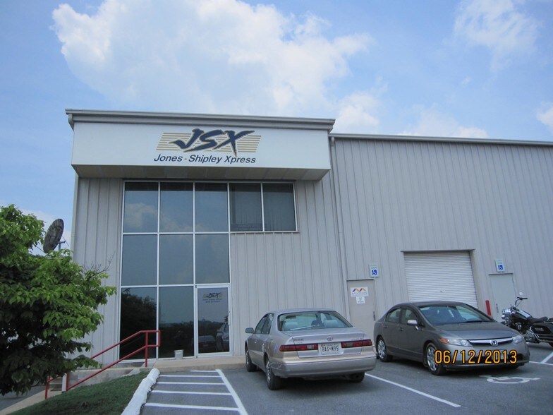 16125 Business Pky, Hagerstown, MD à louer - Photo principale – Image 1 sur 24