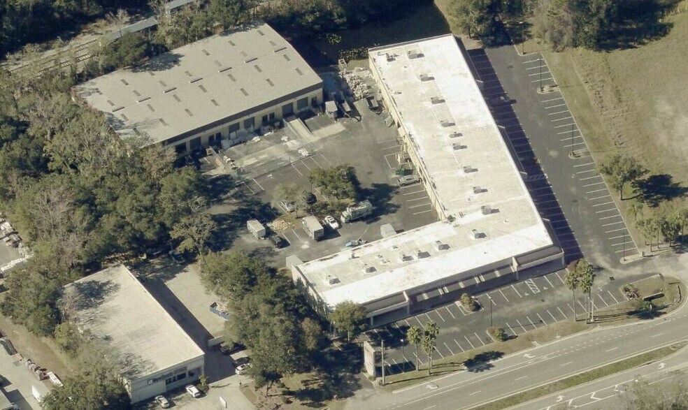 8570 Philips Hwy, Jacksonville, FL à louer - Photo de l’immeuble – Image 3 sur 7