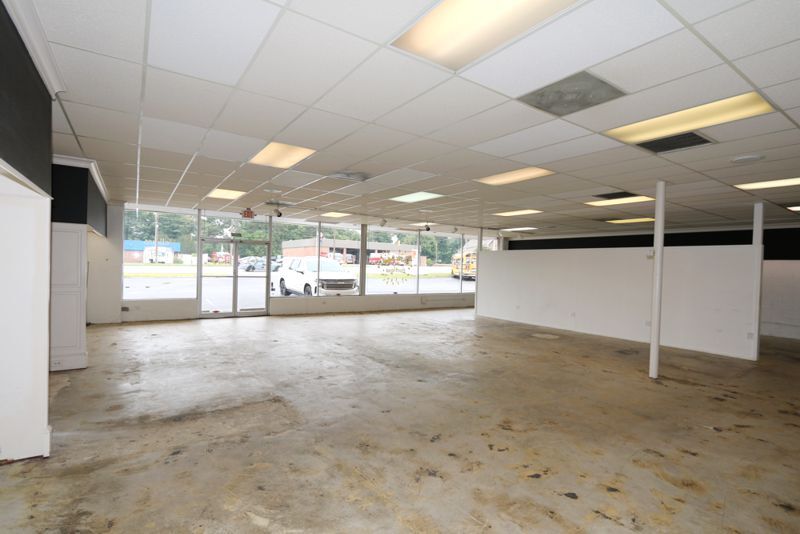 3324 Wade Hampton Blvd, Taylors, SC à louer - Photo intérieure – Image 2 sur 7